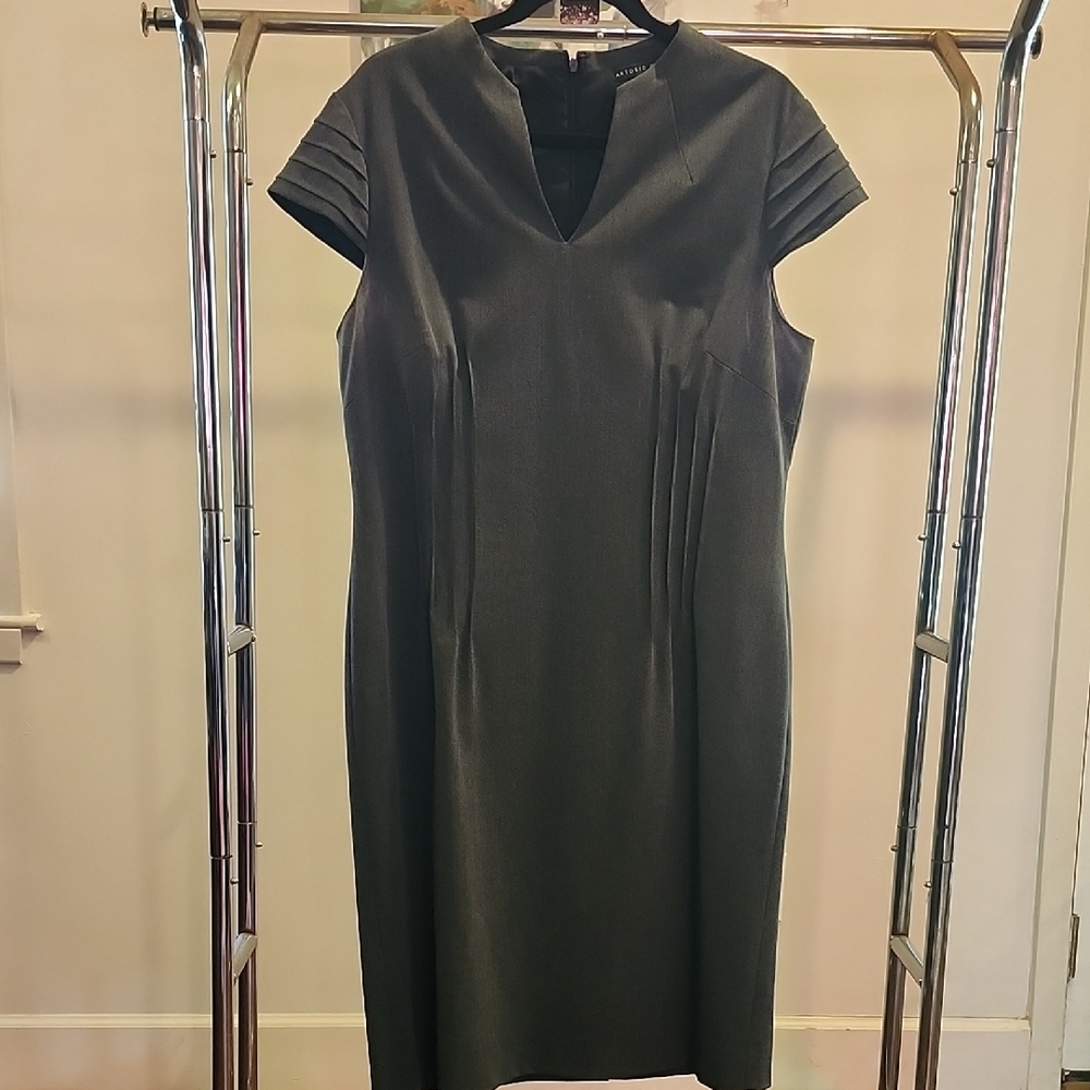 Elegant Gray Dress